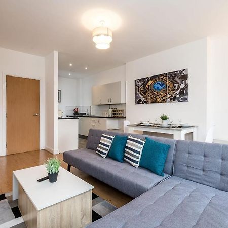 Superb Location, Lovely And Bright 2 Bed Apartment Liverpool Exterior photo