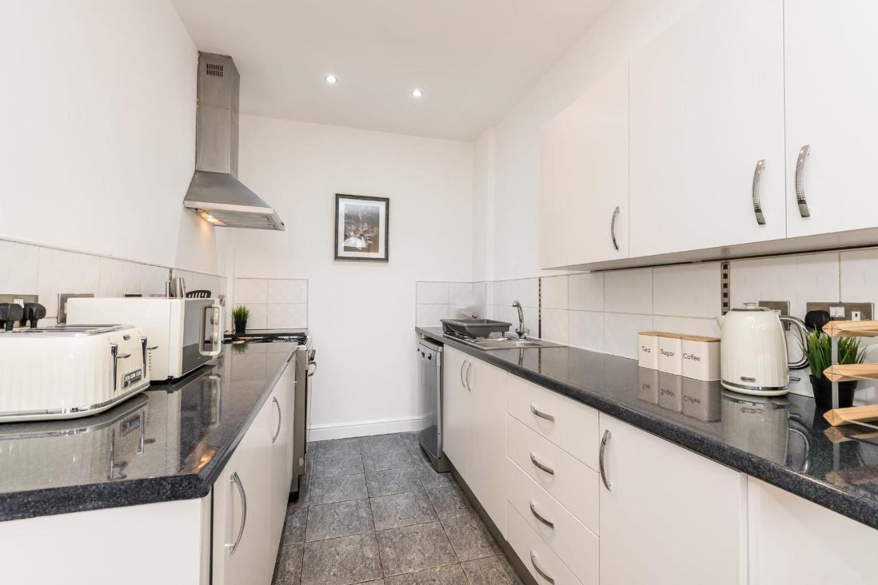 Superb Location, Lovely And Bright 2 Bed Apartment Liverpool Exterior photo